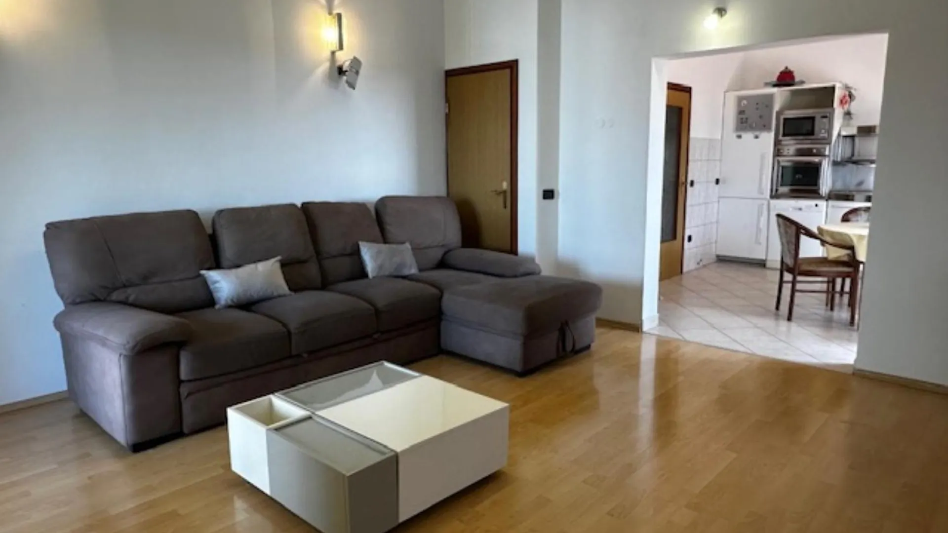 Apartments Branko Mugeba 0*,